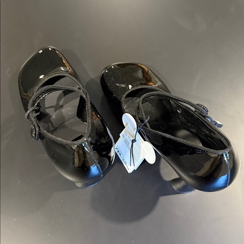 ZARA LEATHER HEELED STRAPPY SHOES FOR ZARA X DISNEY HARRY LAMBERT - Picture 7 of 11